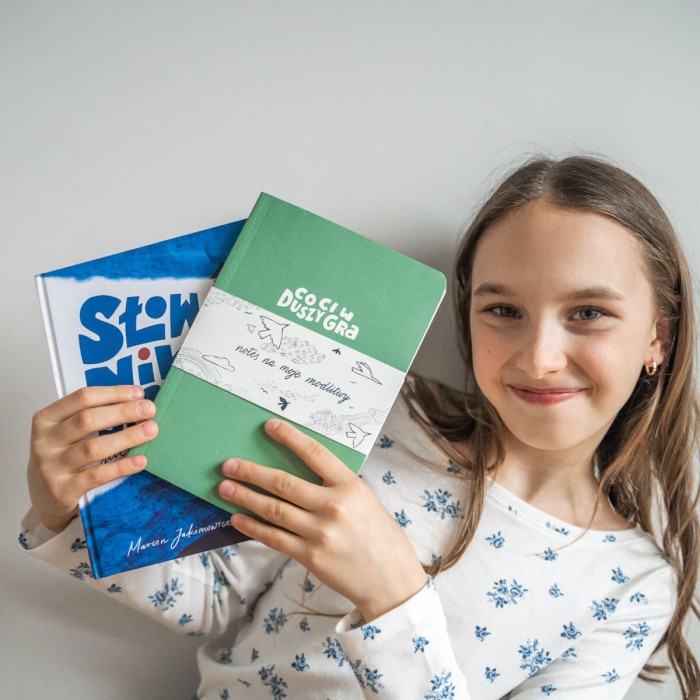 "Słownik Spraw Niewidzialnych" + Notes na modlitwy