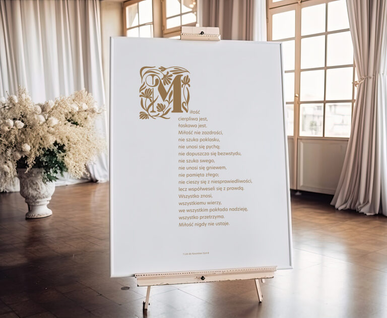 Empty white board for the guest list or photo. Blanked white boa